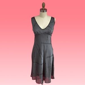 Guess Gray V-Neck Midi Dress with Subtle Floral Pattern